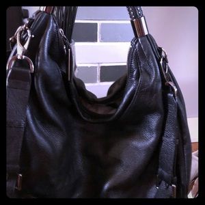 Black leather Kenneth Cole purse